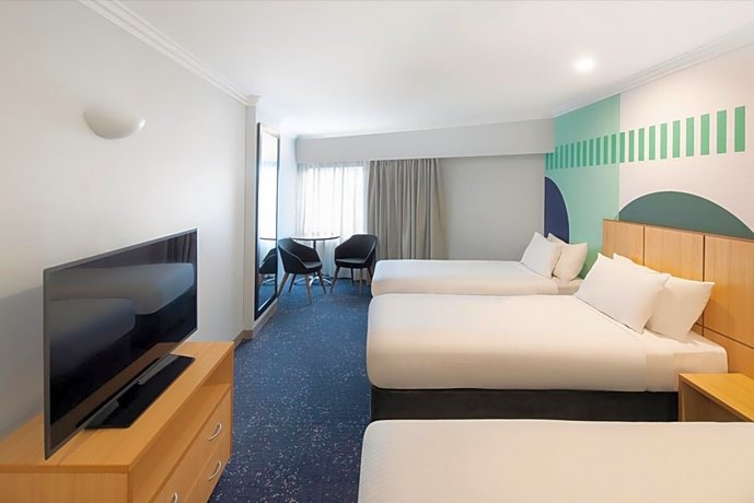 ibis Styles Sydney Central Blue Mountains International Hotel Management School Australia thumbnail