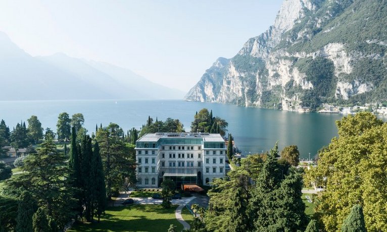 Hotel Lido Palace - The Leading Hotels of the World The Bastion Italy thumbnail