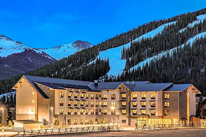 Cambria Hotel Copper Mountain Woodward at Copper United States thumbnail
