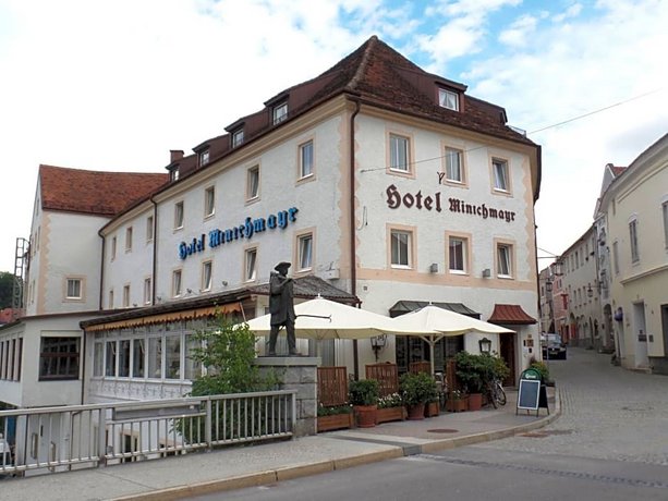 Hotel-Restaurant Minichmayr 스테어 Austria thumbnail
