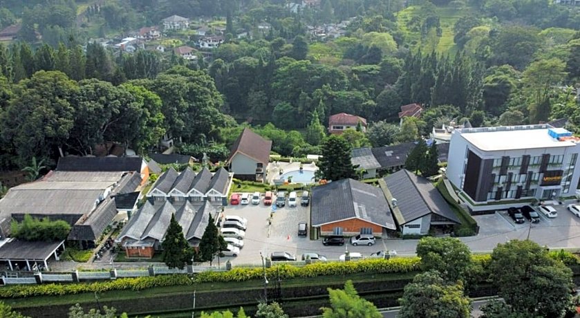 Hotel Ariandri Puncak Mount Gede Indonesia thumbnail