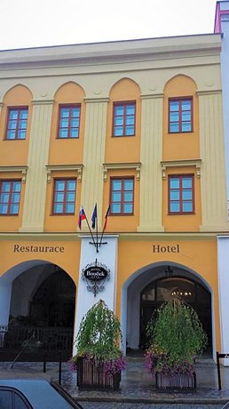 Hotel Boucek 크로메리즈 아크비숍스 팰리스 Czech Republic thumbnail
