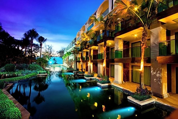 Phuket Graceland Resort & Spa SHA Plus+ 발리 하이 스파 앤 마사지 Thailand thumbnail