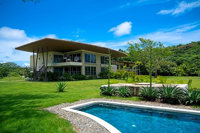 Villa Marina Lodge & Condos Pedasi Panama thumbnail