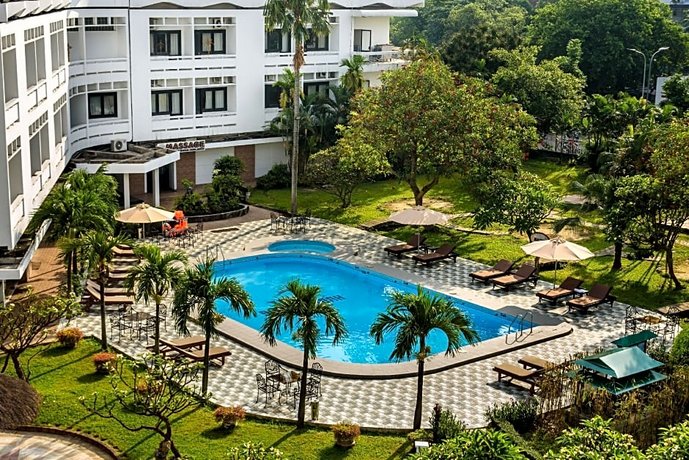 Huong Giang Hotel Resort & Spa 나 토 킴 도이 교회 Vietnam thumbnail