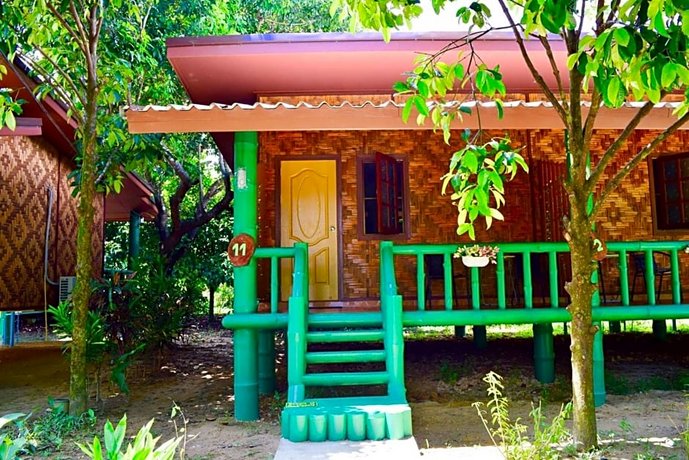 The Royal Bamboo Lodge 카오 속 국립공원 Thailand thumbnail