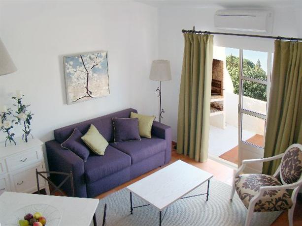 Rocha Brava Village Resort
