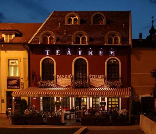 Teatrum Panzio es Etterem - dream vacation