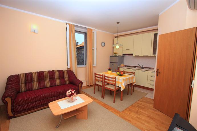 Apartments Kovac Old Town