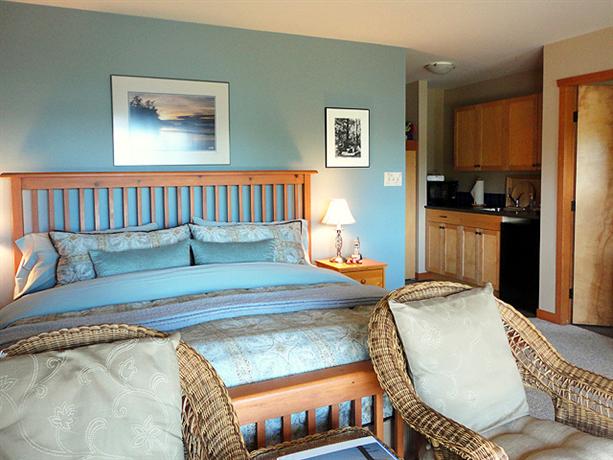 Reef Point Oceanfront Bed and Breakfast