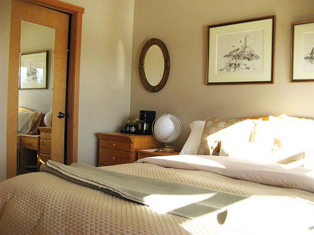 Reef Point Oceanfront Bed and Breakfast