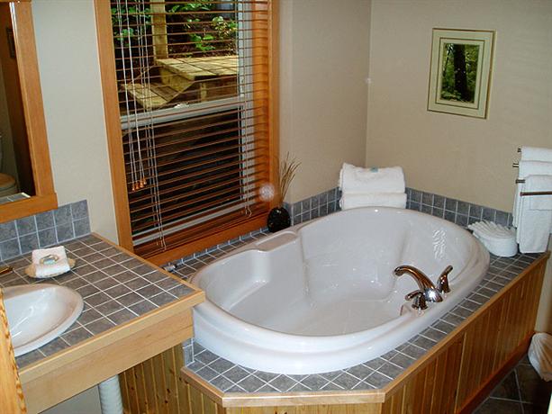 Reef Point Oceanfront Bed and Breakfast