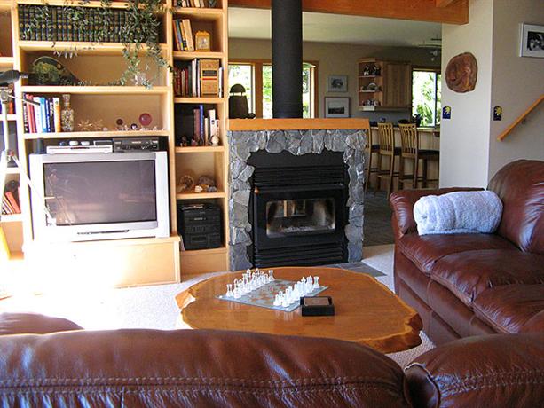 Reef Point Oceanfront Bed and Breakfast