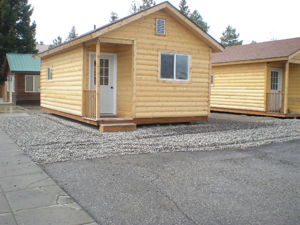 9 W Cabins West Yellowstone Compare Deals