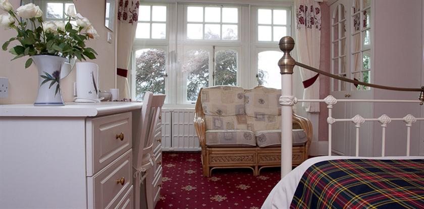 Foyers Bay Country House