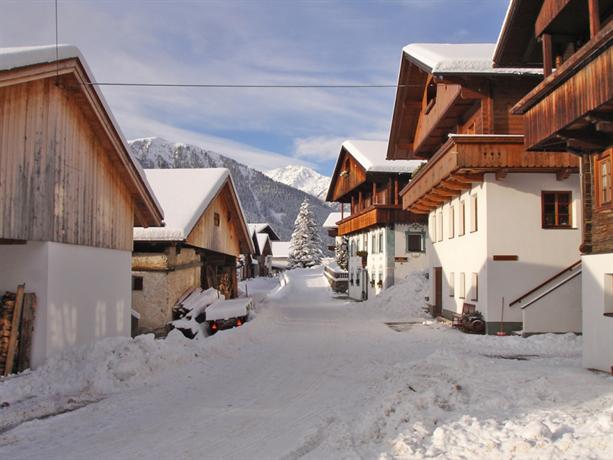 Haus Gatterer Obertilliach Austria thumbnail