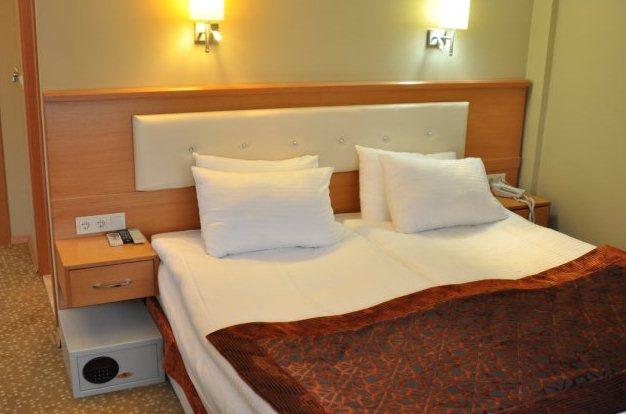 Tayahatun Hotel