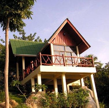 Amstardam Bar & Stone Hill Resort