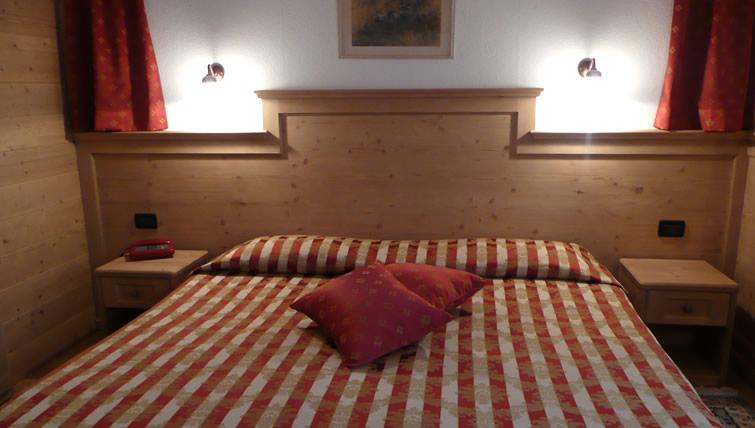 Hotel Bucaneve