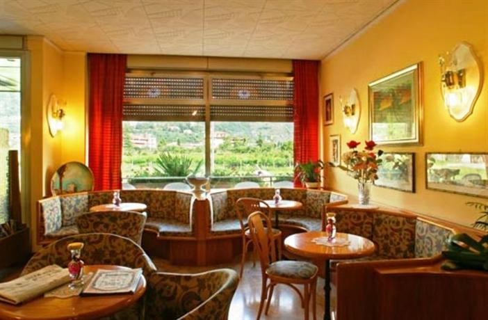 Hotel Roma Nago-Torbole