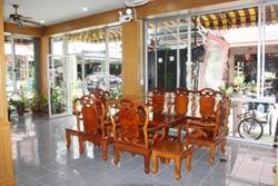 ฟูลมูนเกสต์เฮ้าส์