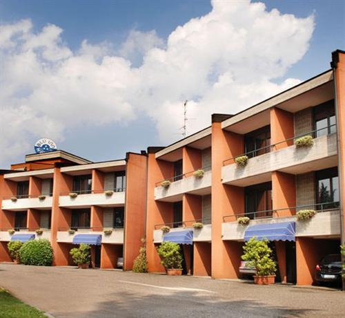 Hotel Blu Inn image 1
