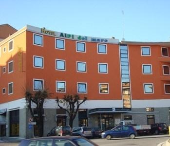 Hotel Ristorante Alpi del mare