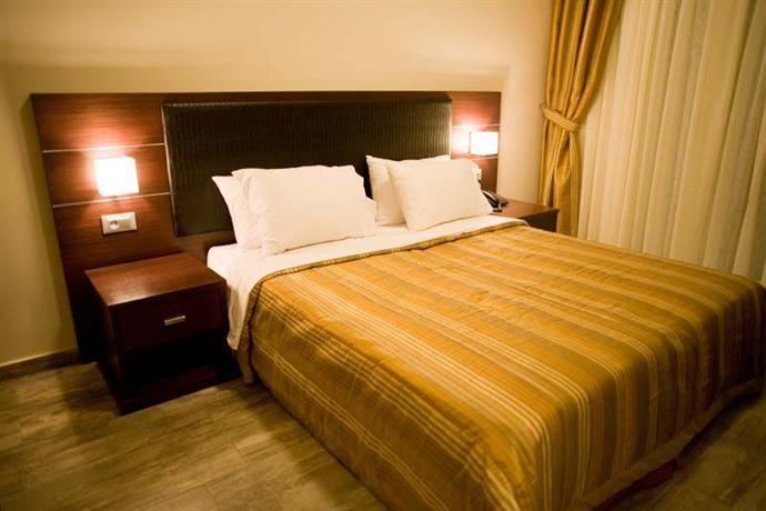 Onira Boutique Hotel