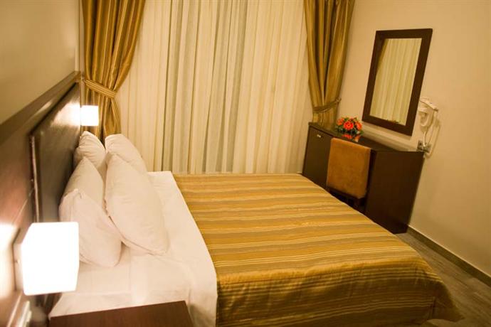 Onira Boutique Hotel