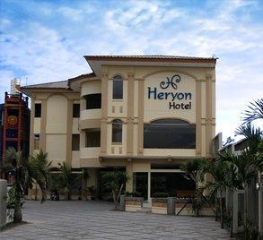 Sans Hotel Heryon Yogyakarta