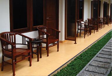 Sans Hotel Heryon Yogyakarta