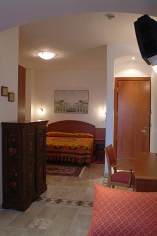 Hotel Cercone