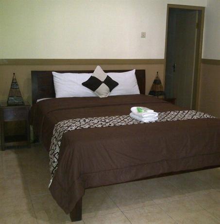 Ndalem Suratin Guesthouse