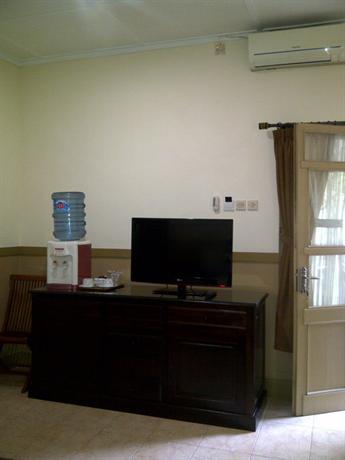 Ndalem Suratin Guesthouse
