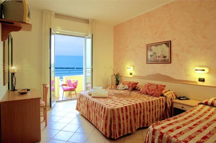 Hotel Palos