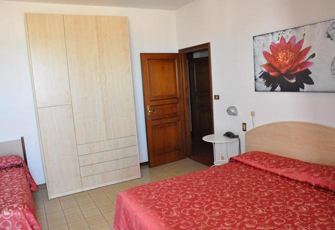 Hotel Palos