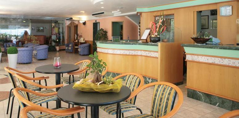 Hotel Palos