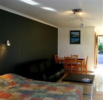 Marcoola accommodation: Pacific Palms Motor Inn