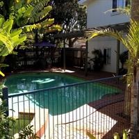 Hervey Bay accommodation: Coconut Palms On The Bay
