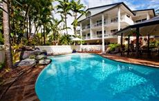 Port Douglas accommodation: Latitude 16 Driftwood-Mantaray Holiday Apartments