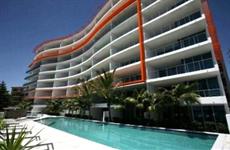 Gold Coast accommodation: Silvershore Apartments on the Broadwater
