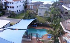 Gold Coast accommodation: Beach Palms Holiday Apartments