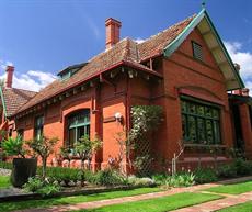 Adelaide accommodation: Buxton Manor