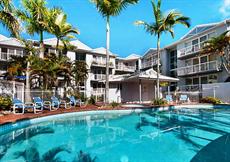 Gold Coast accommodation: Champelli Palms Apartments