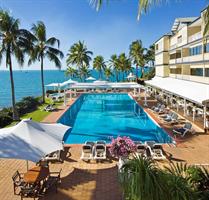 Airlie Beach accommodation: Coral Sea Resort Airlie Beach