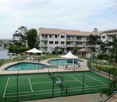 Gold Coast accommodation: Pelican Cove Apartments