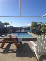Townsville accommodation: Adventurers Backpackers Resort
