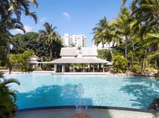 Cairns accommodation: Novotel Cairns Oasis Resort