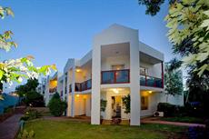 Melbourne accommodation: Hawthorn Gardens Serviced Apartments