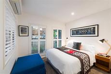 Melbourne accommodation: Meko Townhouse
